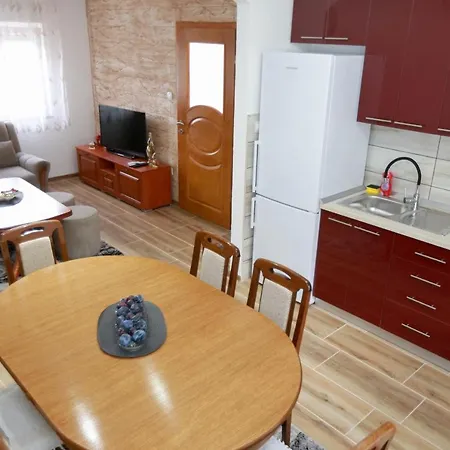 아파트 Vlacic 트레빈예